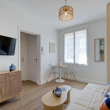 Le - 800 M Gare - Hyper Centre - Wifi- Climatise