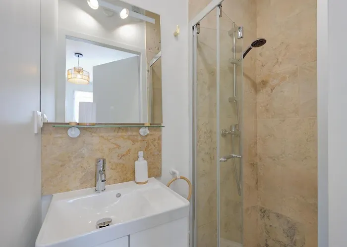 Le - 800 M Gare - Hyper Centre - Wifi- Climatise *